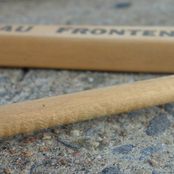 Vintage Chateau Frontenac Wood Hanger - Picture 9 of 11